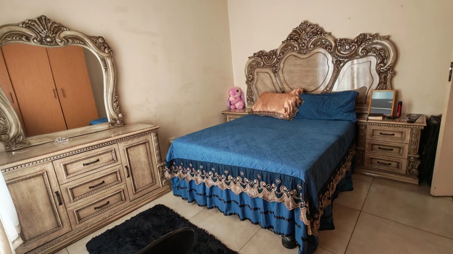 2 Bedroom Property for Sale in Rustenburg Central North West